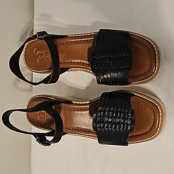 NWOT Crown Vintage Black Espadrilles - Picture 2 of 4